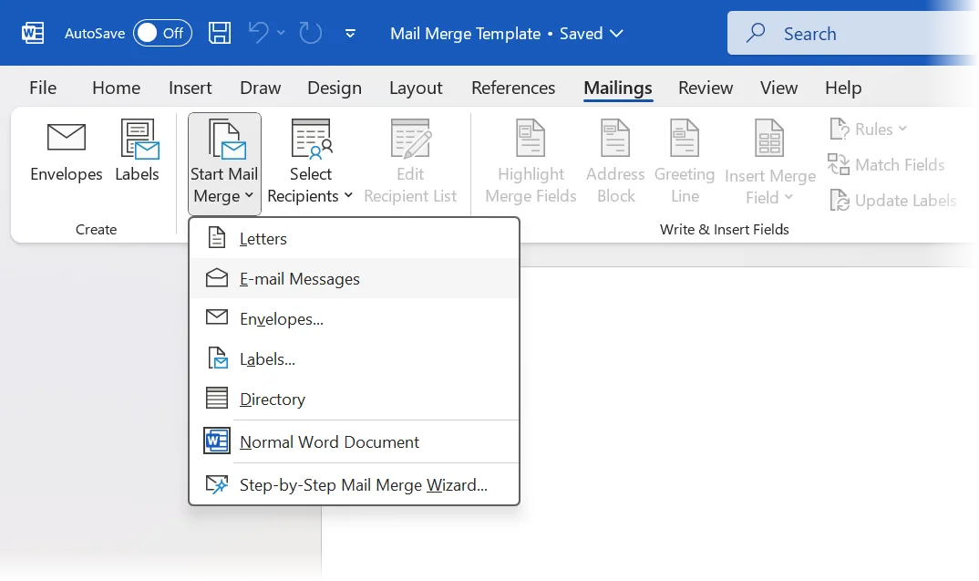 Bắt đầu quá trình trộn thư (Mail Merge) trong Microsoft Word từ tab Mailings