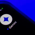 Biểu tượng ứng dụng Gemini AI trên điện thoại Android
