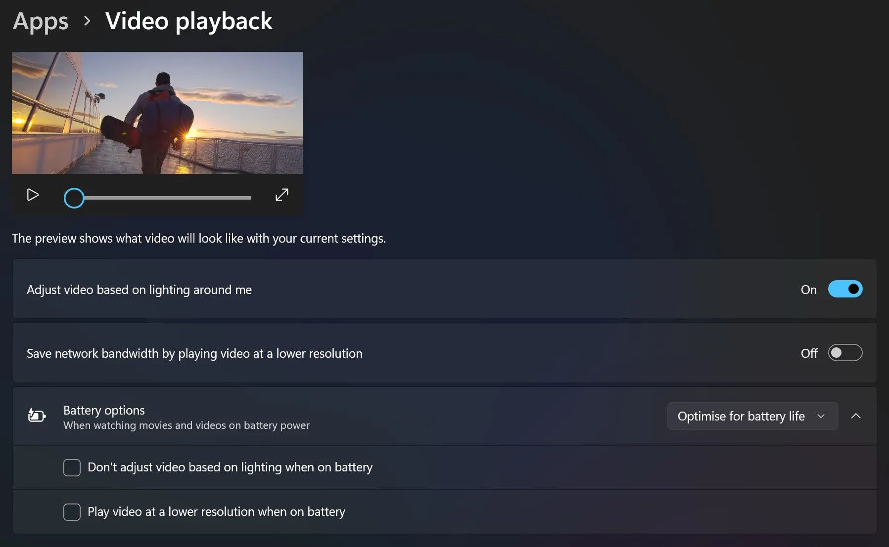 Cài đặt phát video trên Windows 11, hiển thị các tùy chọn tối ưu hóa hình ảnh và băng thông