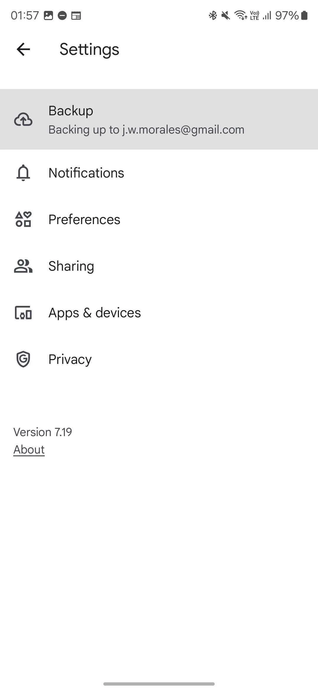 Cài đặt sao lưu Google Photos hiển thị tùy chọn "Hoàn tác sao lưu cho thiết bị này"