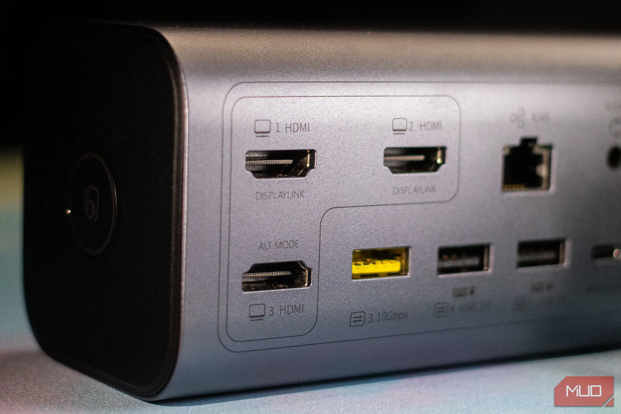 Cận cảnh các cổng HDMI trên Docking Station Baseus Spacemate 11-trong-1