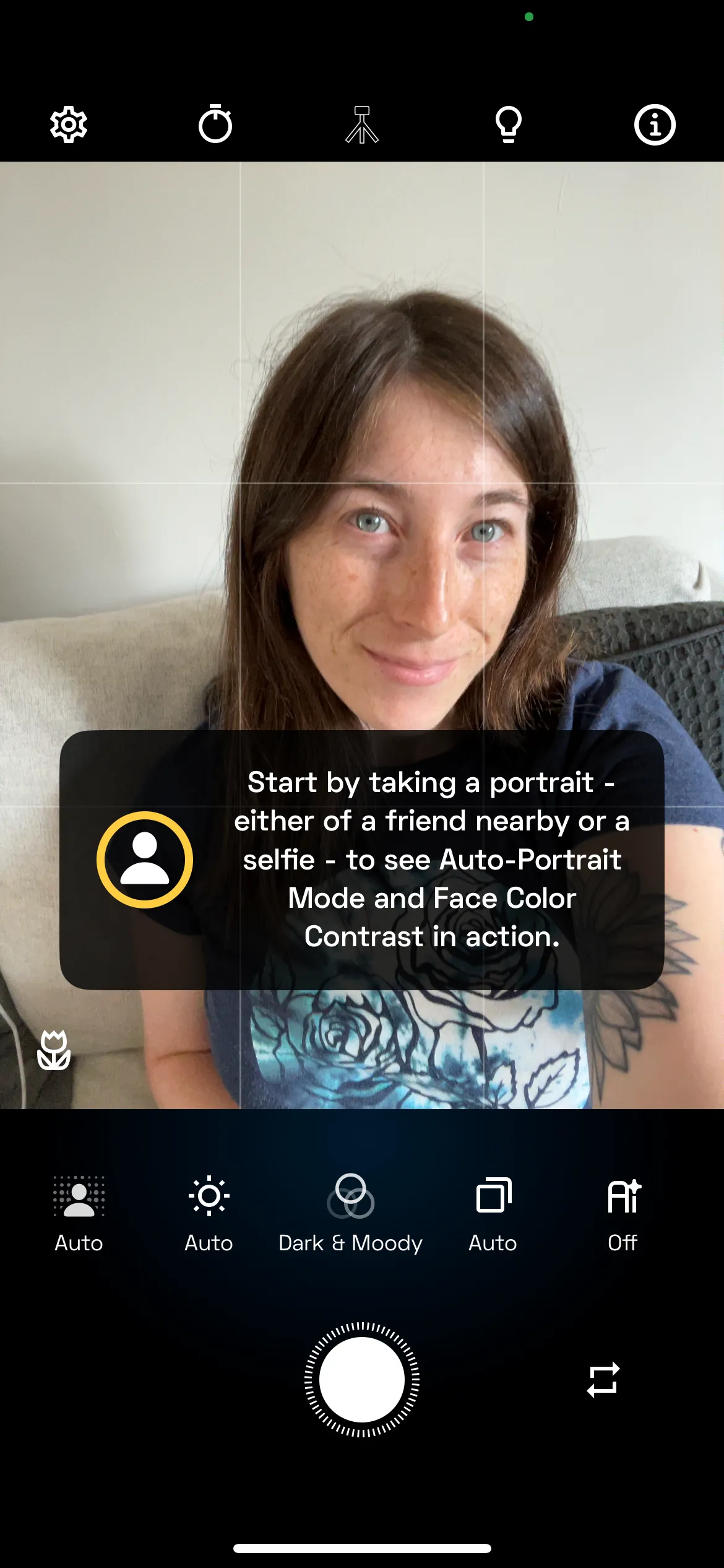 Chế độ chụp selfie chuyên nghiệp trên ứng dụng NeuralCam dành cho iPhone