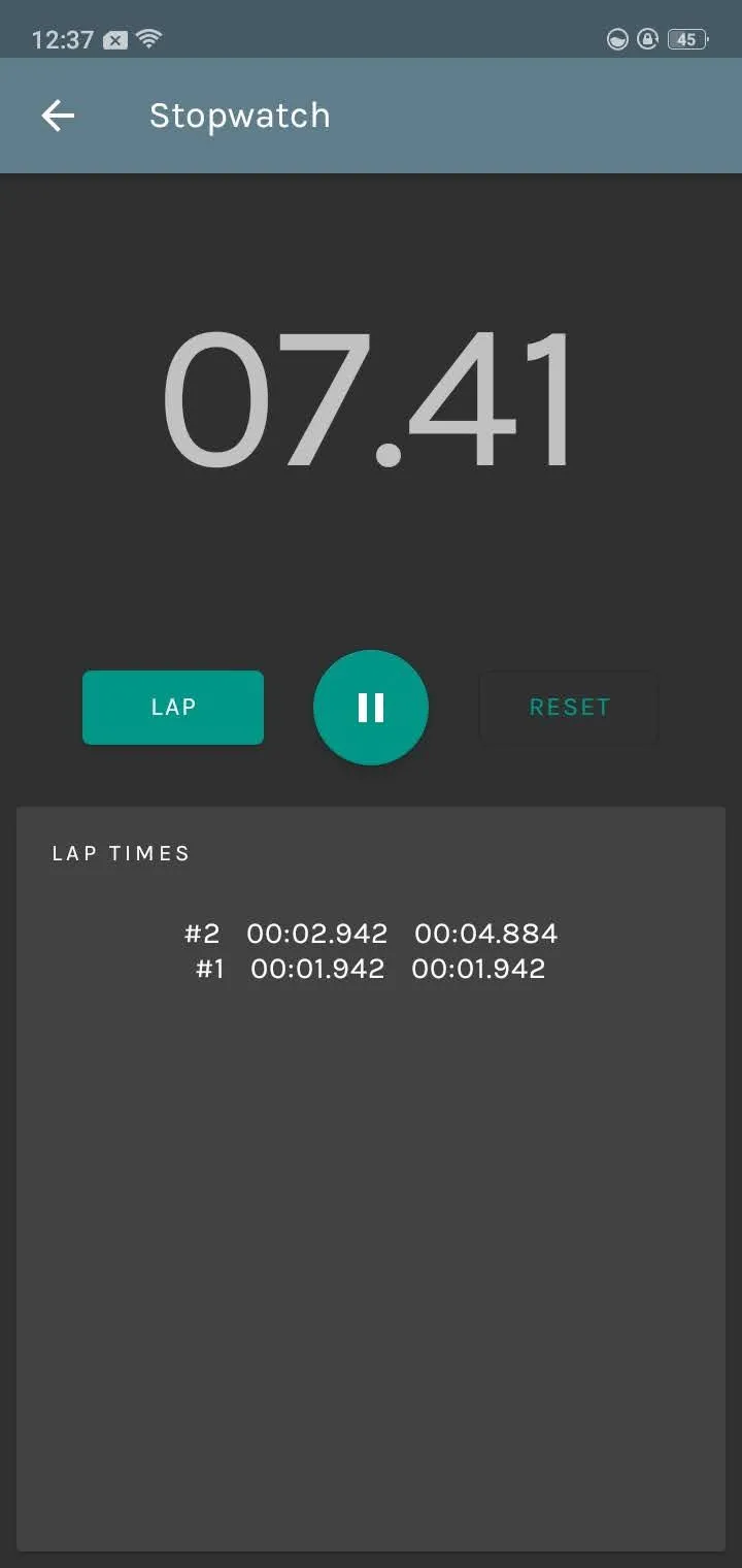 Chức năng đồng hồ bấm giờ (stopwatch) trong ứng dụng báo thức AMDroid, minh họa tính năng bổ sung của ứng dụng