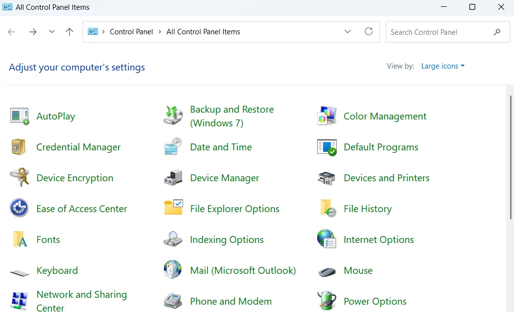 Cửa sổ Control Panel trên Windows 11 hiển thị tất cả các mục cài đặt và quản lý hệ thống