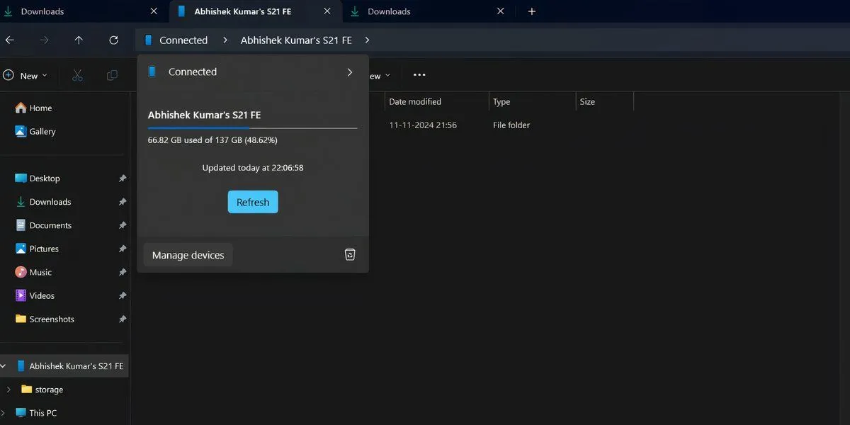 Cửa sổ trạng thái kết nối điện thoại di động hiển thị trong File Explorer của Windows 11