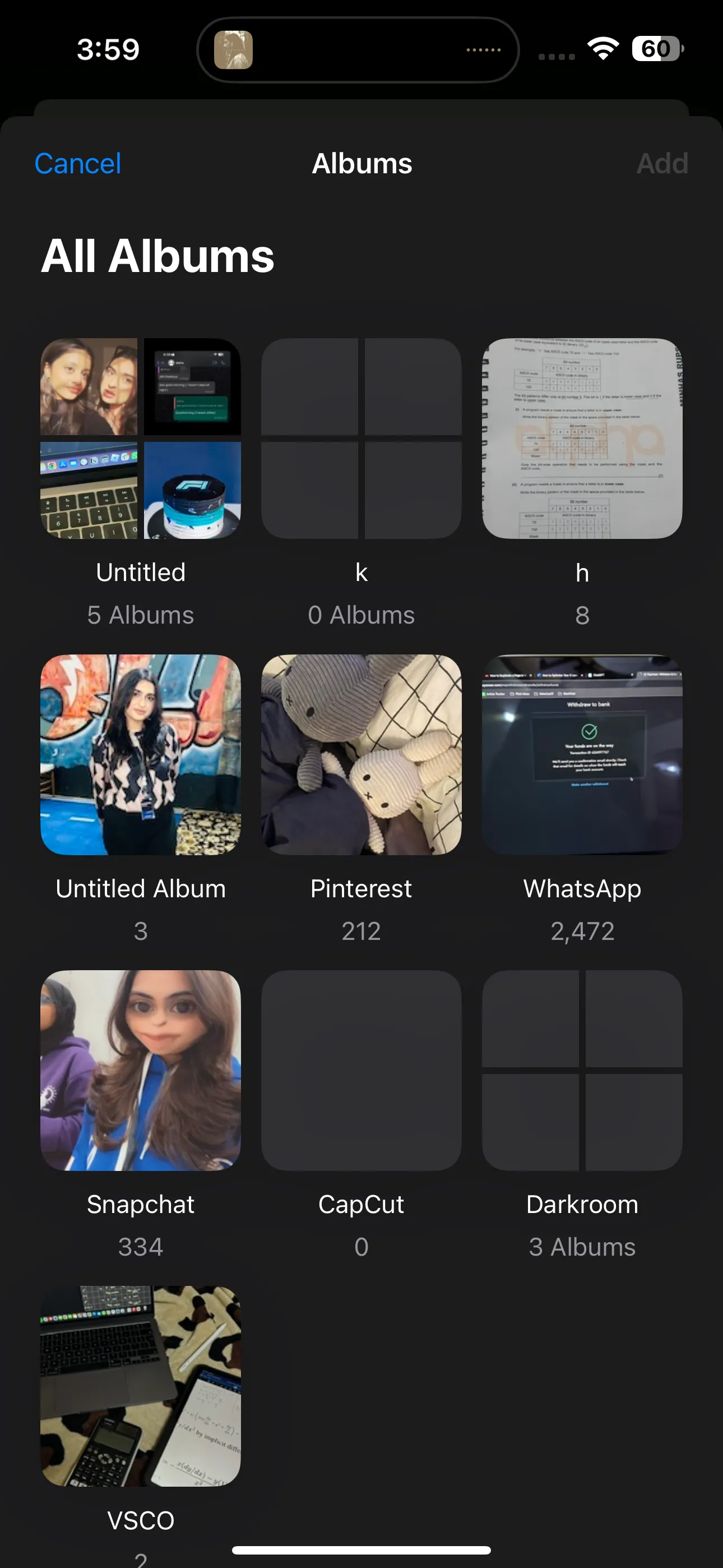 Danh sách tất cả các album được liệt kê trong ứng dụng Ảnh trên iPhone