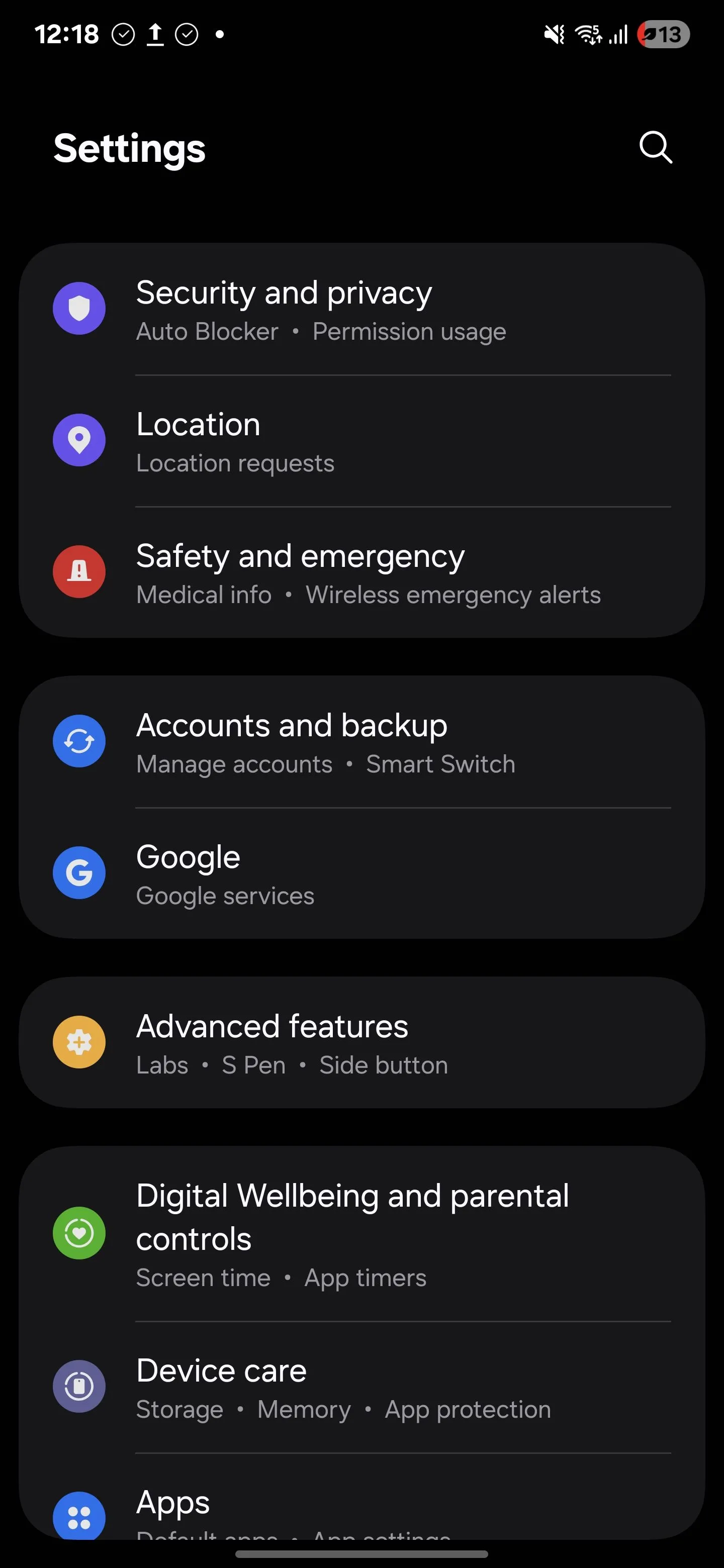 Danh sách tùy chọn trong menu Cài đặt trên thiết bị Samsung
