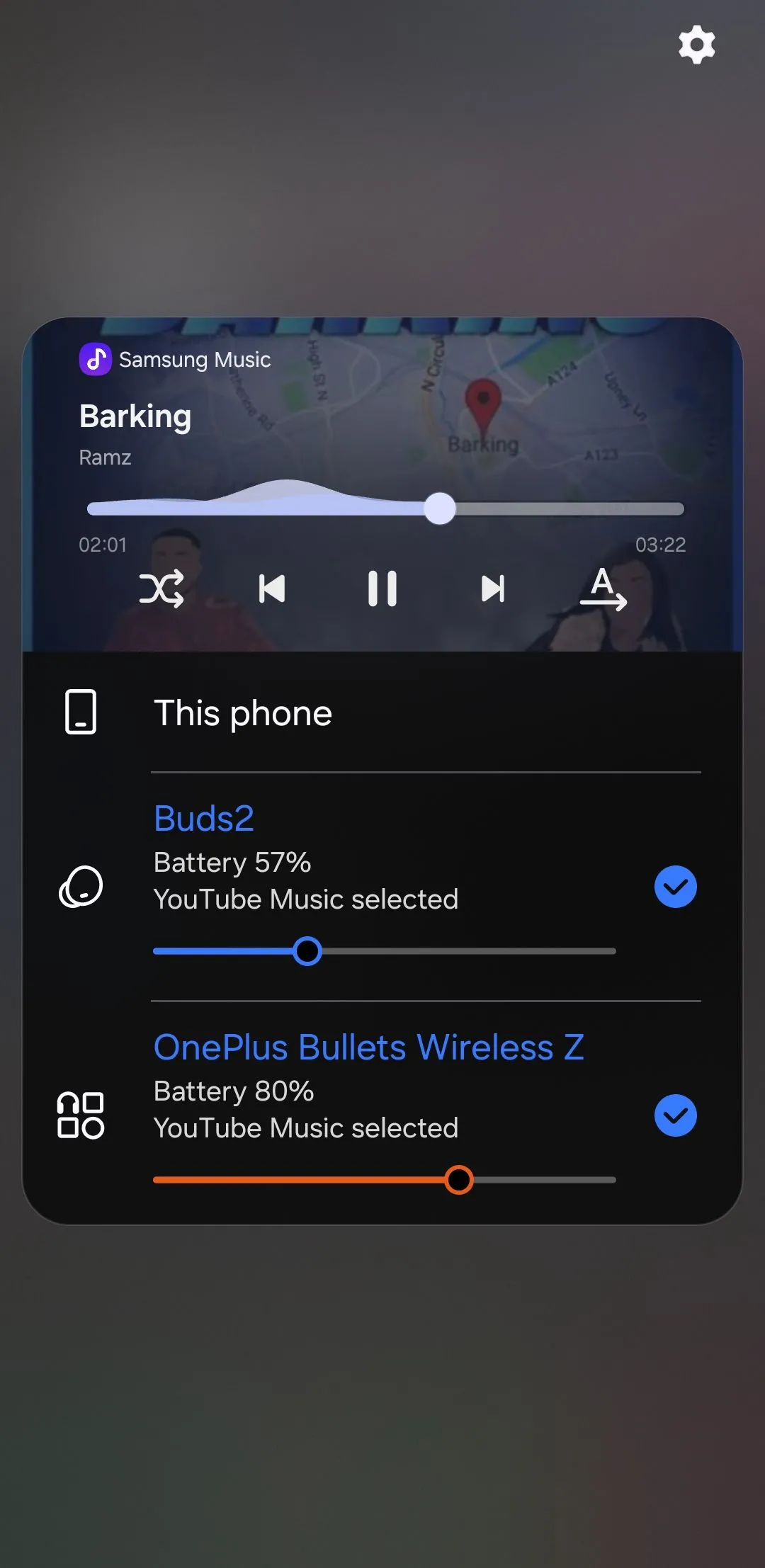 Điện thoại Samsung đang sử dụng tính năng Dual Audio để phát âm thanh ra hai thiết bị Bluetooth