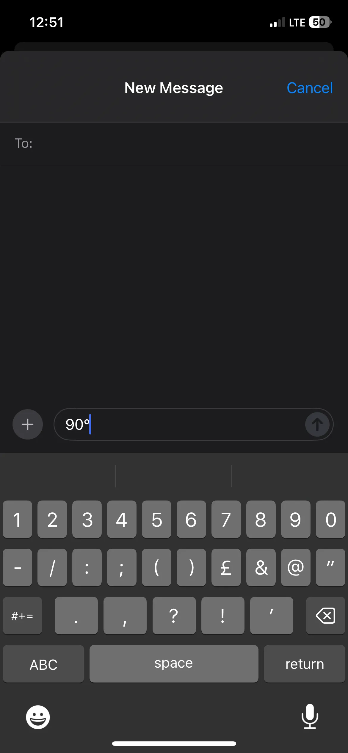 Đoạn văn bản &quot;90°&quot; được gõ trong ứng dụng Tin nhắn trên iPhone, minh họa ký hiệu độ.