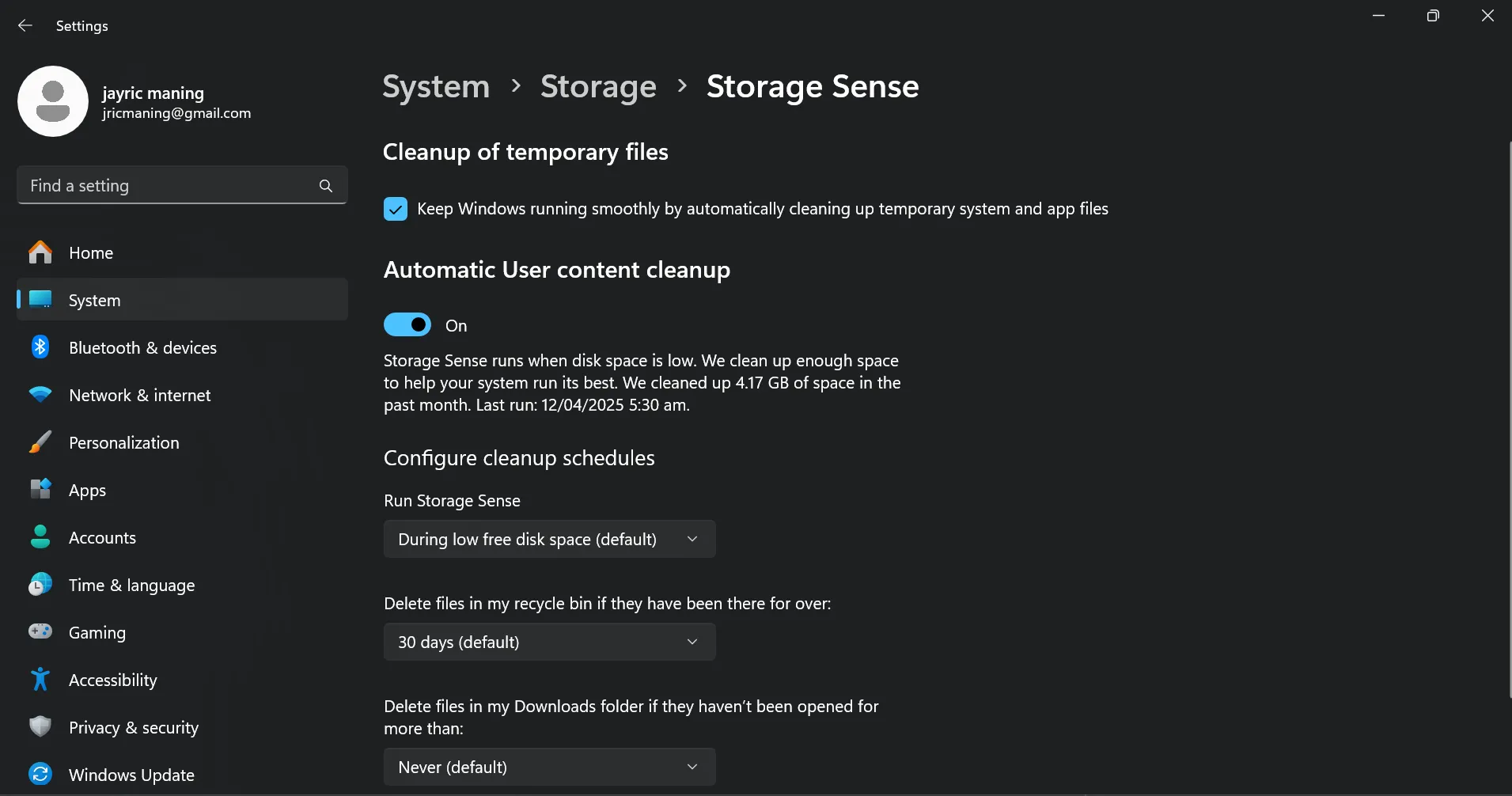 Giải phóng không gian lưu trữ với tính năng Storage Sense của Windows