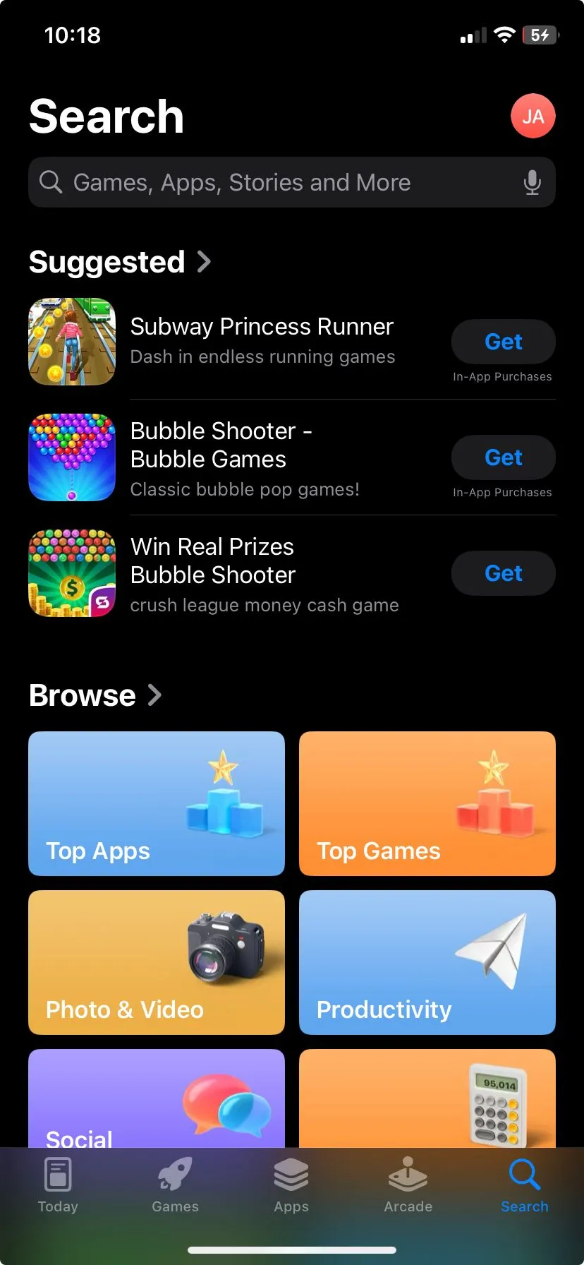 Giao diện App Store của Apple với các ứng dụng gợi ý và tùy chọn duyệt, minh họa kho ứng dụng độc quyền của iOS