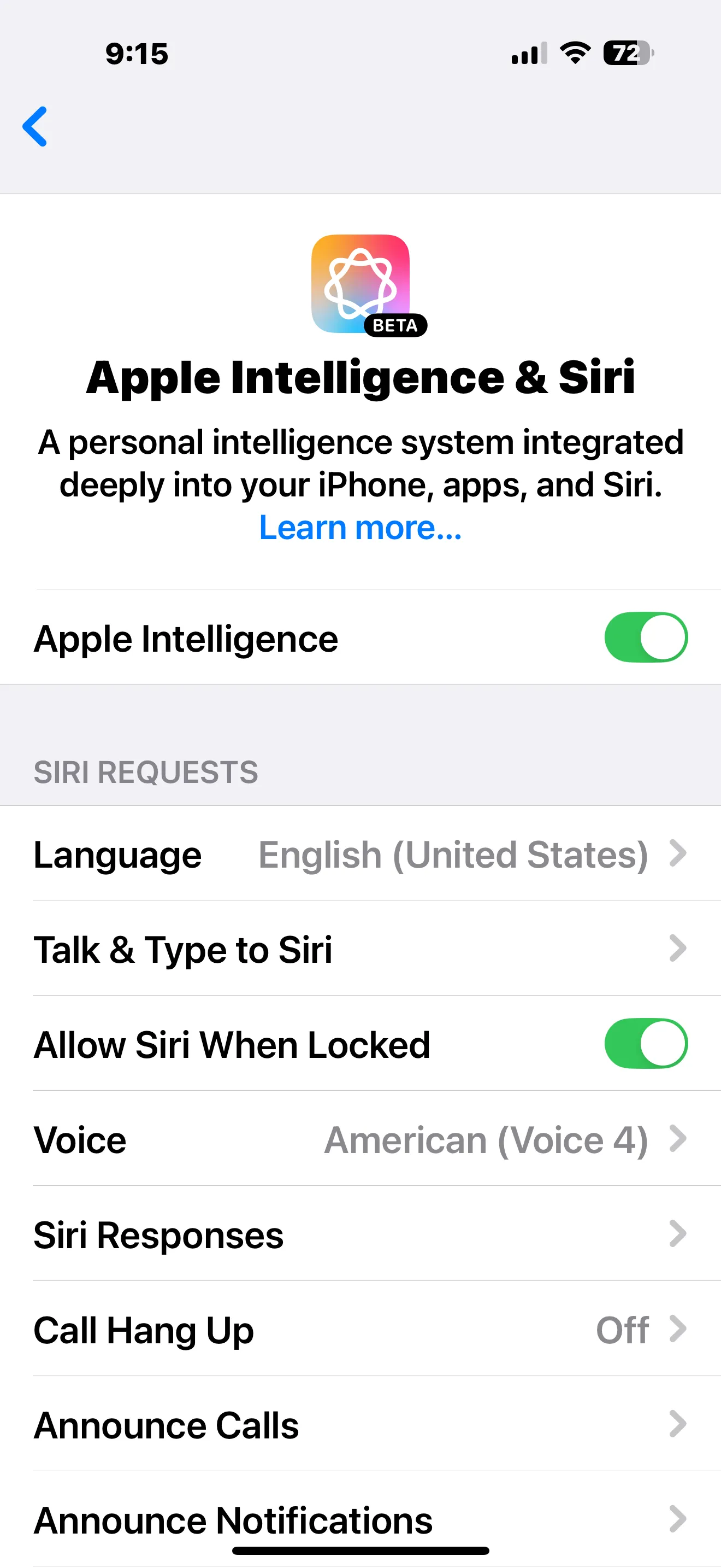 Giao diện cài đặt Apple Intelligence và Siri trên iPhone, minh họa tùy chọn tắt tính năng AI.