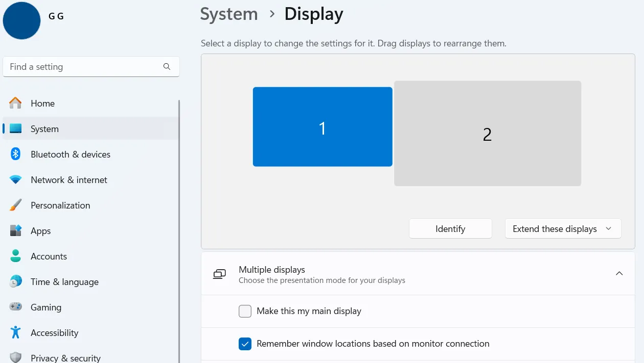 Giao diện cài đặt hiển thị Display settings trên Windows 11
