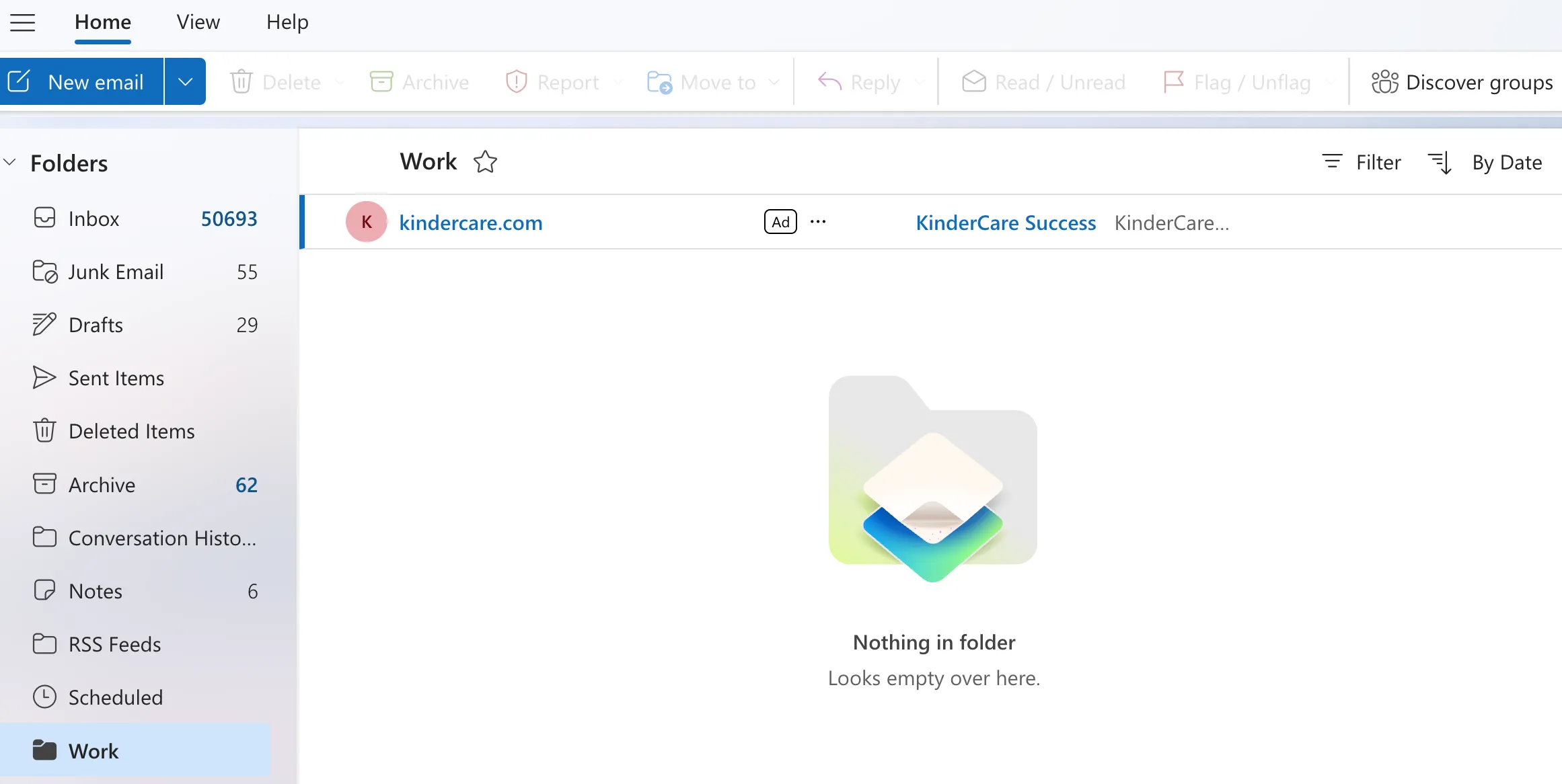 Giao diện hộp thư đến Outlook với các thư mục được sắp xếp