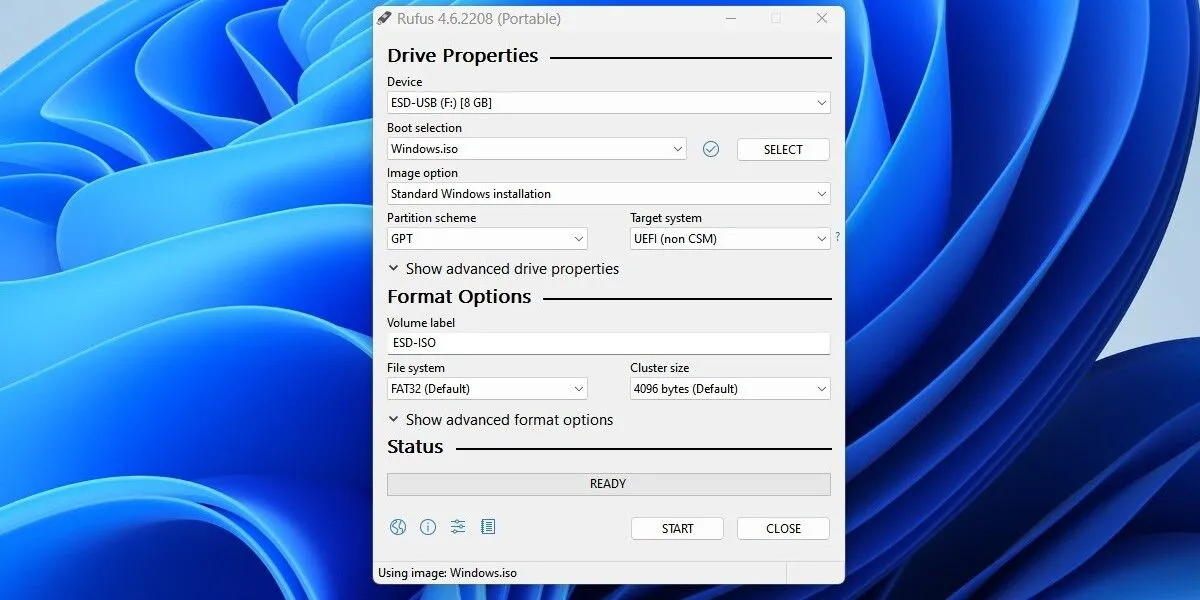 Giao diện phần mềm Rufus để tạo USB bootable từ file ISO Windows