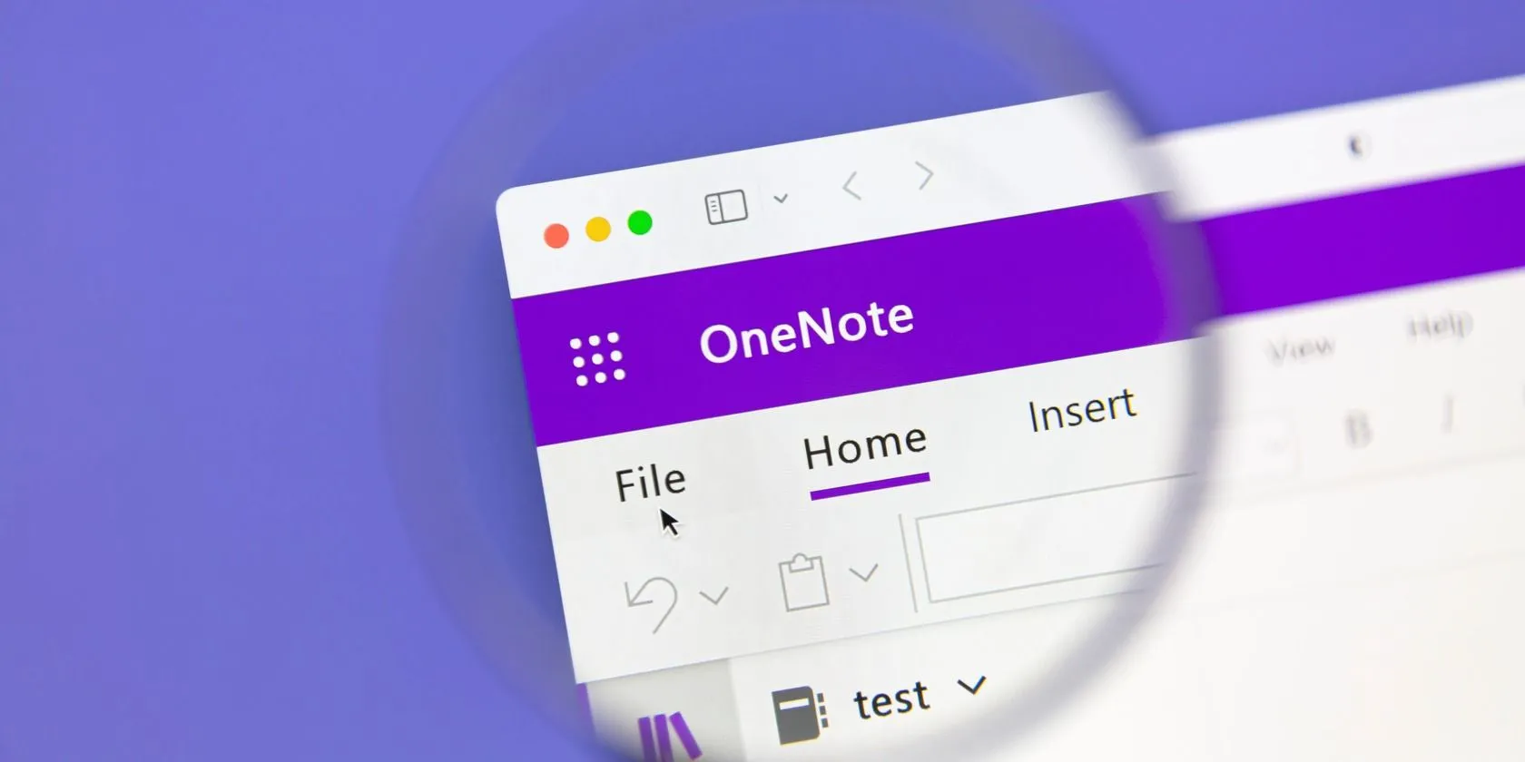 Giao diện ứng dụng Microsoft OneNote hiển thị các ghi chú Sticky Notes với tính năng nâng cao