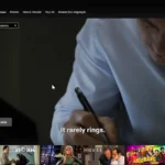 Giao diện ứng dụng Netflix trên Windows 11 với khả năng phát video và tùy chọn cài đặt