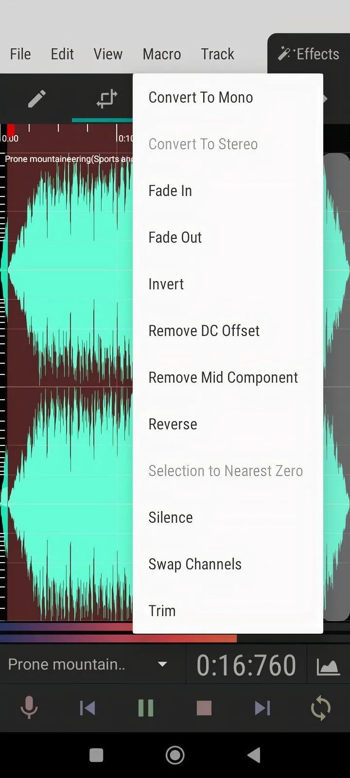 Giao diện WaveEditor trên Android với biểu đồ sóng âm thanh và các tùy chọn chỉnh sửa
