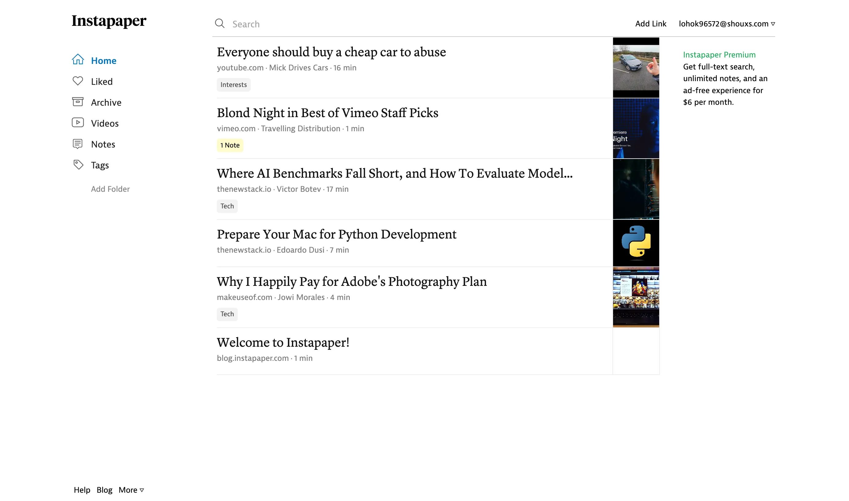 Giao diện web của ứng dụng quản lý và lưu trang web Instapaper hiển thị danh sách các bài viết đã lưu.