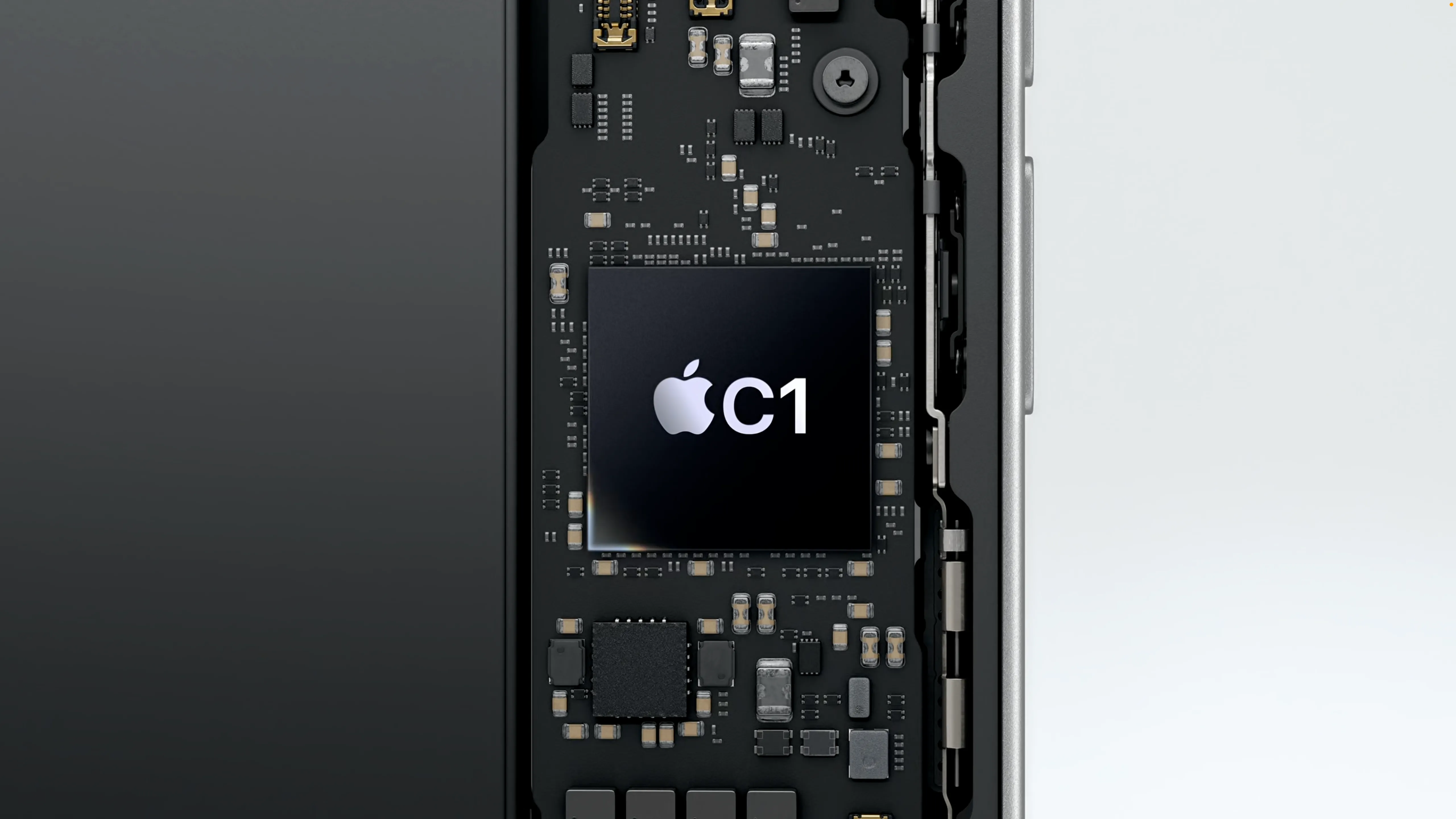 Hình ảnh minh họa chip Apple C1, modem di động đầu tiên của hãng.