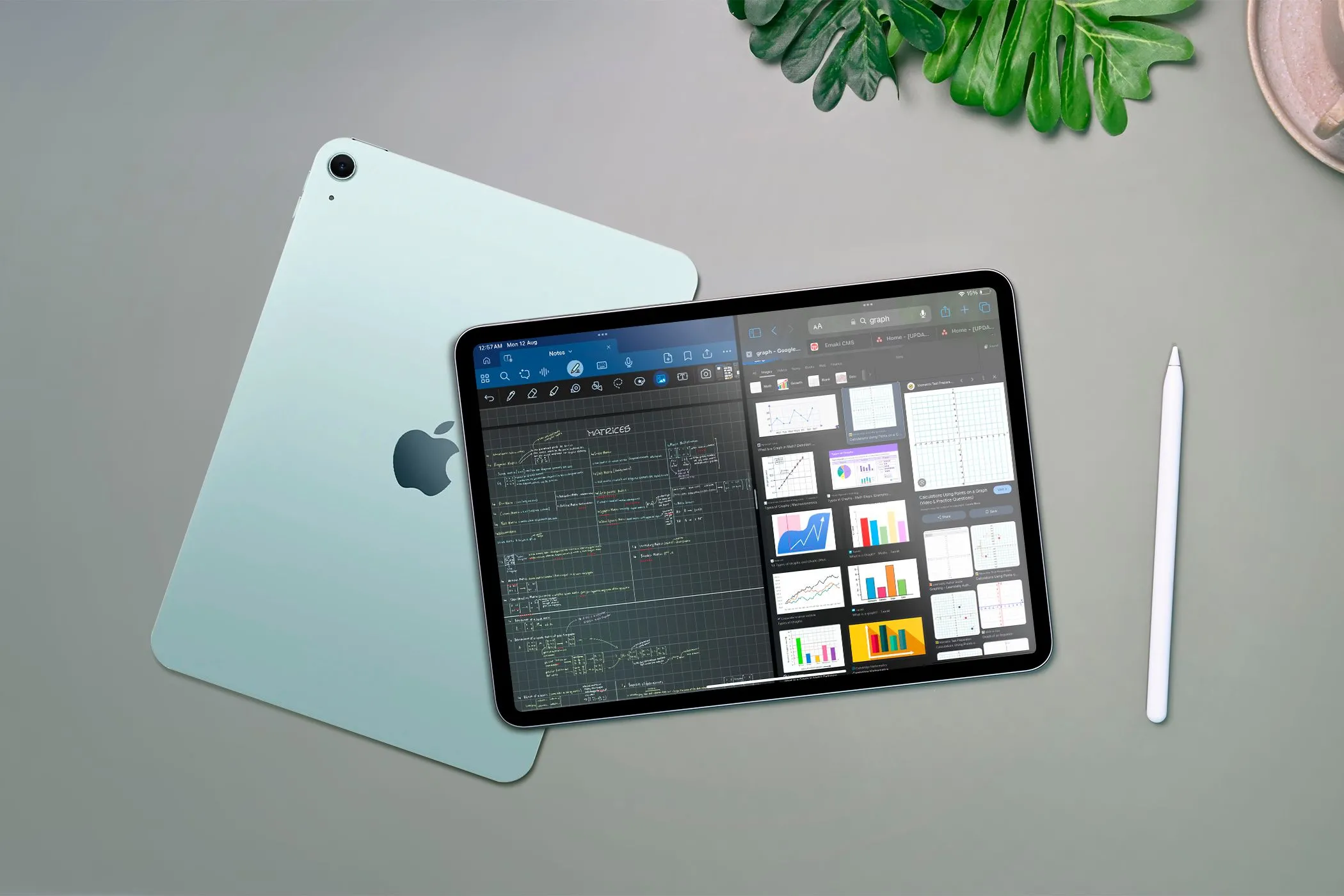 Hình ảnh một chiếc iPad hiển thị chế độ đa nhiệm với hai ứng dụng chia đôi màn hình, minh họa khả năng làm việc cùng lúc nhiều tác vụ.