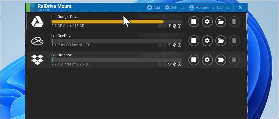 Hộp thoại RaiDrive hiển thị các ổ đĩa đám mây đã được gắn kết trên desktop Windows 11.