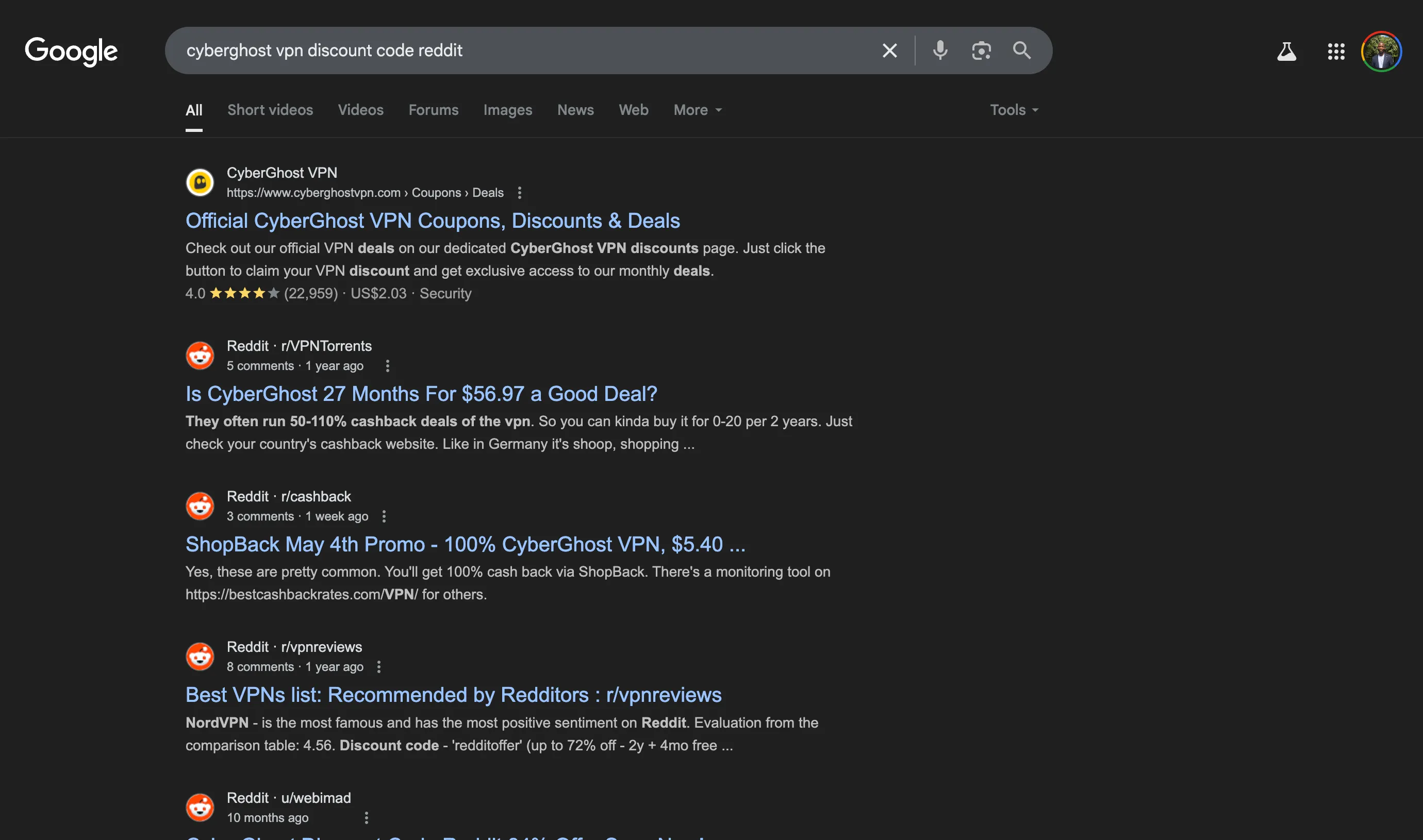 Kết quả tìm kiếm Google cho mã giảm giá VPN CyberGhost hiển thị các trang cung cấp coupon