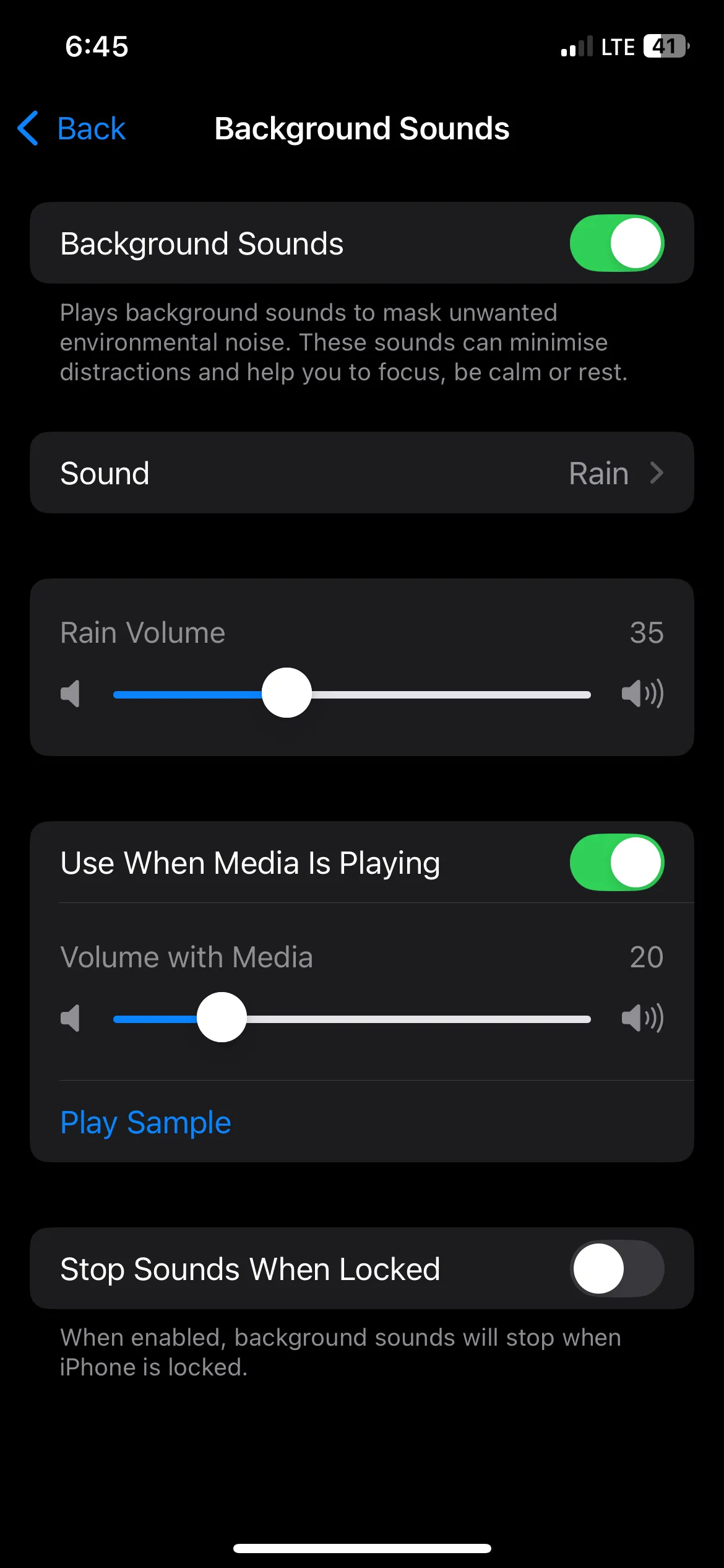 Kích hoạt tính năng Âm thanh nền với tùy chọn Mưa trên iPhone