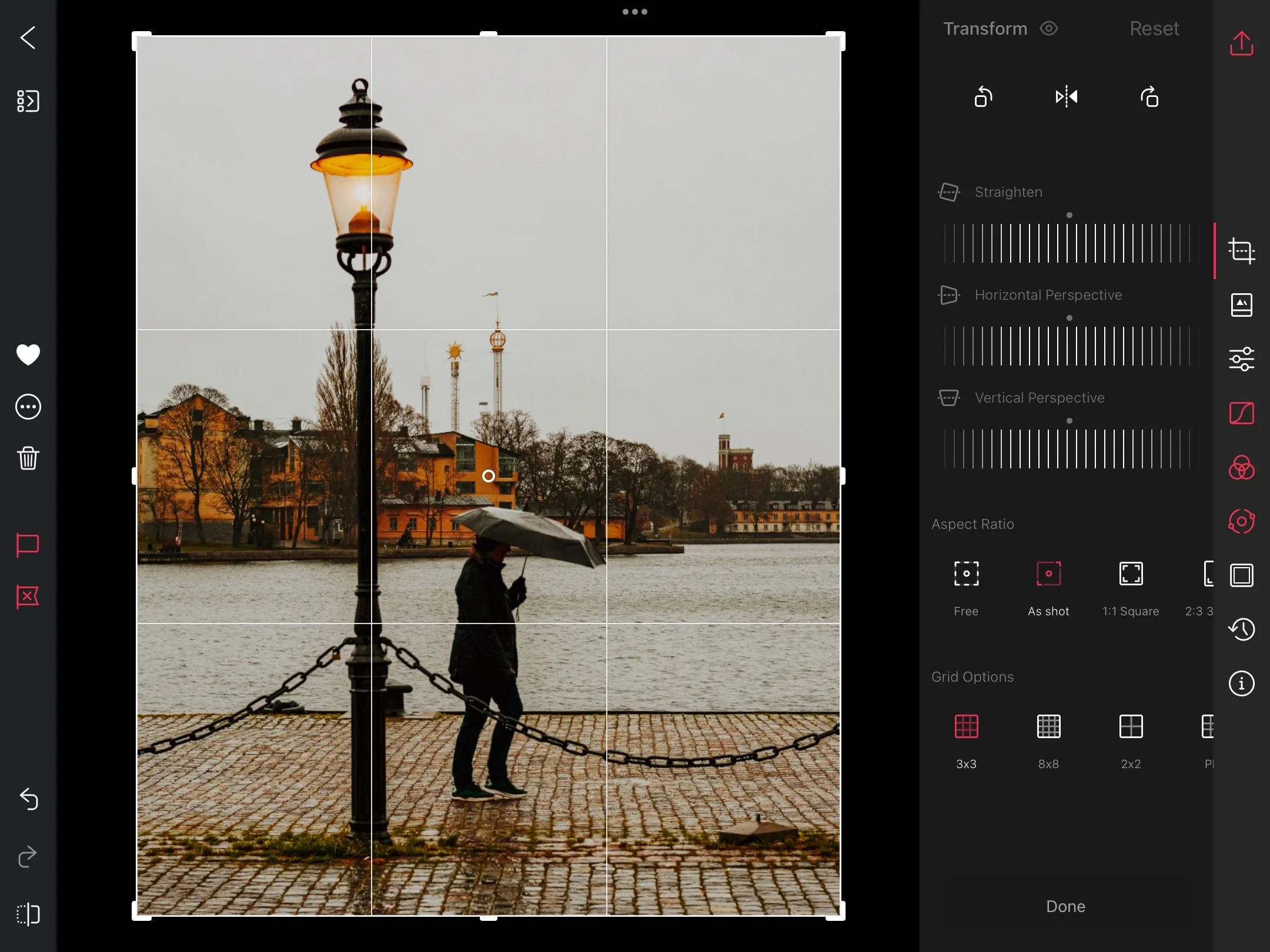 Lựa chọn các loại lưới hỗ trợ chỉnh sửa ảnh chuyên nghiệp trong ứng dụng Darkroom trên iPad