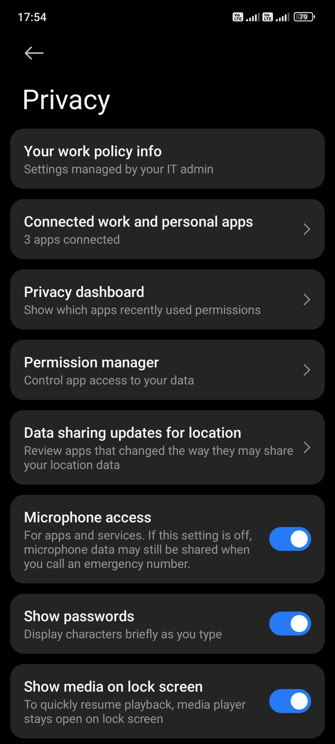 Màn hình Cài đặt Quyền riêng tư trên Android, hiển thị tùy chọn Trình quản lý quyền để kiểm soát quyền ứng dụng