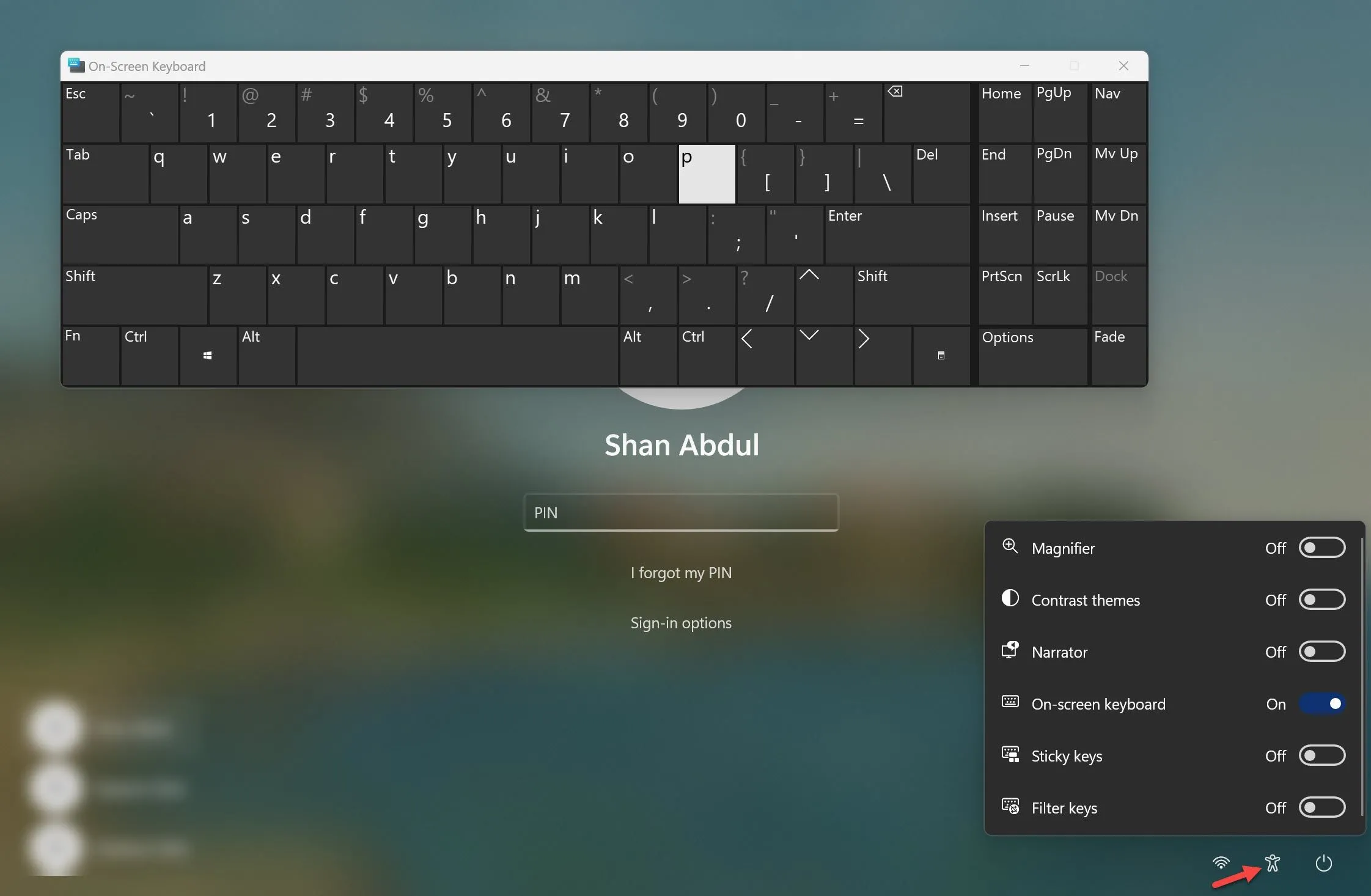 Màn hình đăng nhập Windows hiển thị tùy chọn Trợ năng và bàn phím ảo đang được sử dụng để nhập mật khẩu, khắc phục lỗi bàn phím không gõ được.