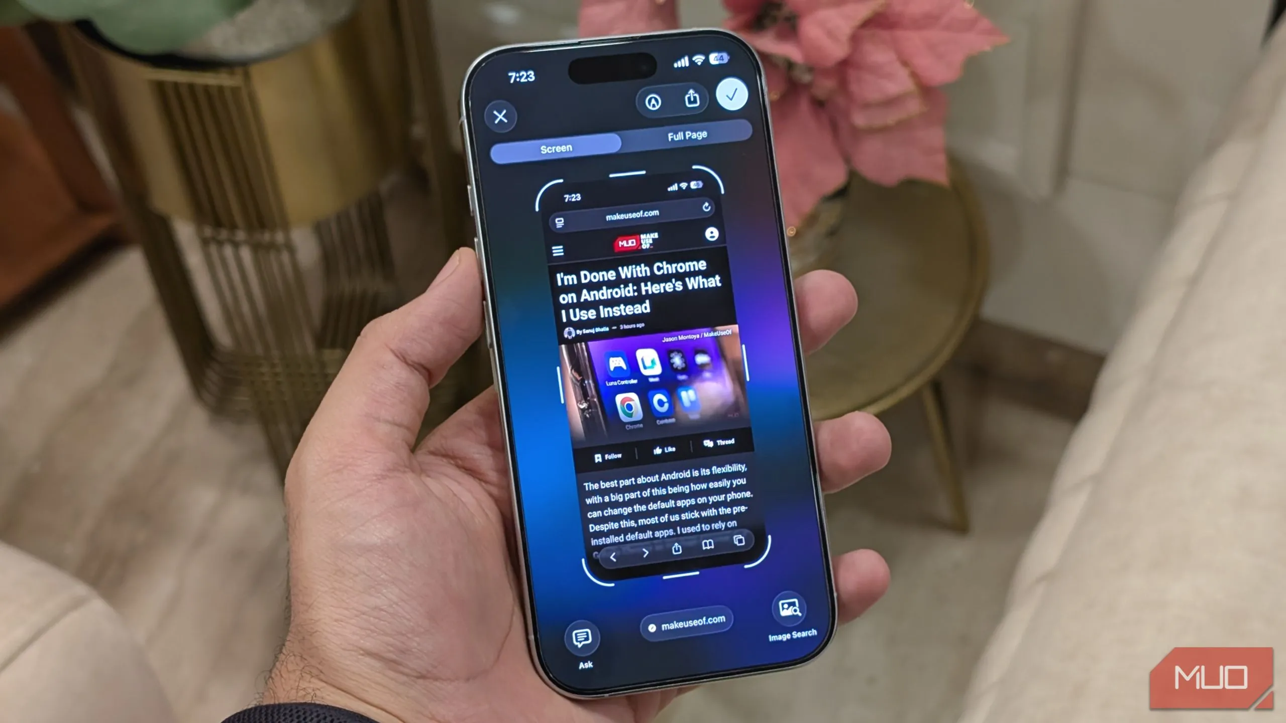 Màn hình minh họa tính năng Trí tuệ Thị giác trong iOS 26