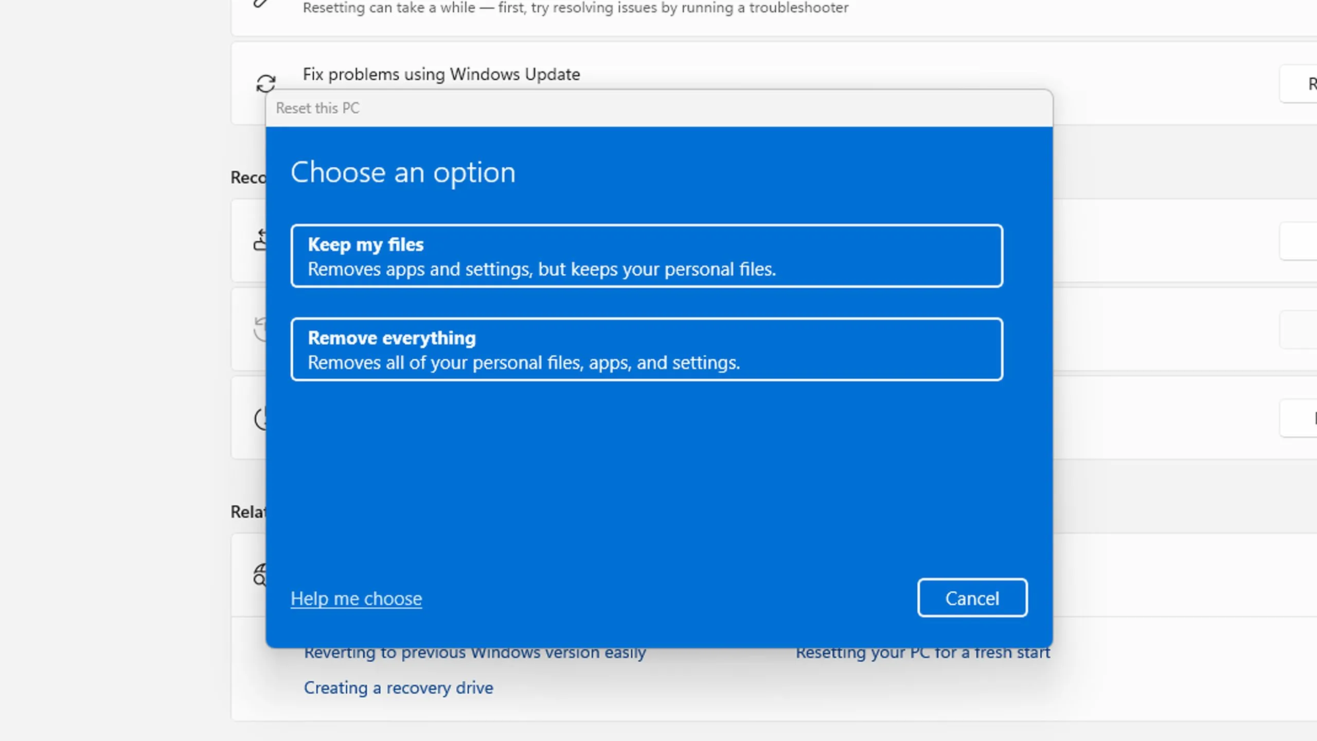 Màn hình tùy chọn 'Đặt lại PC này' (Reset This PC) trong cài đặt khôi phục của Windows 11, với các lựa chọn giữ lại hoặc xóa mọi thứ.