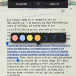 Người dùng đang sử dụng tính năng từ điển trên Kindle để tra cứu từ vựng tiếng Tây Ban Nha trong một cuốn sách