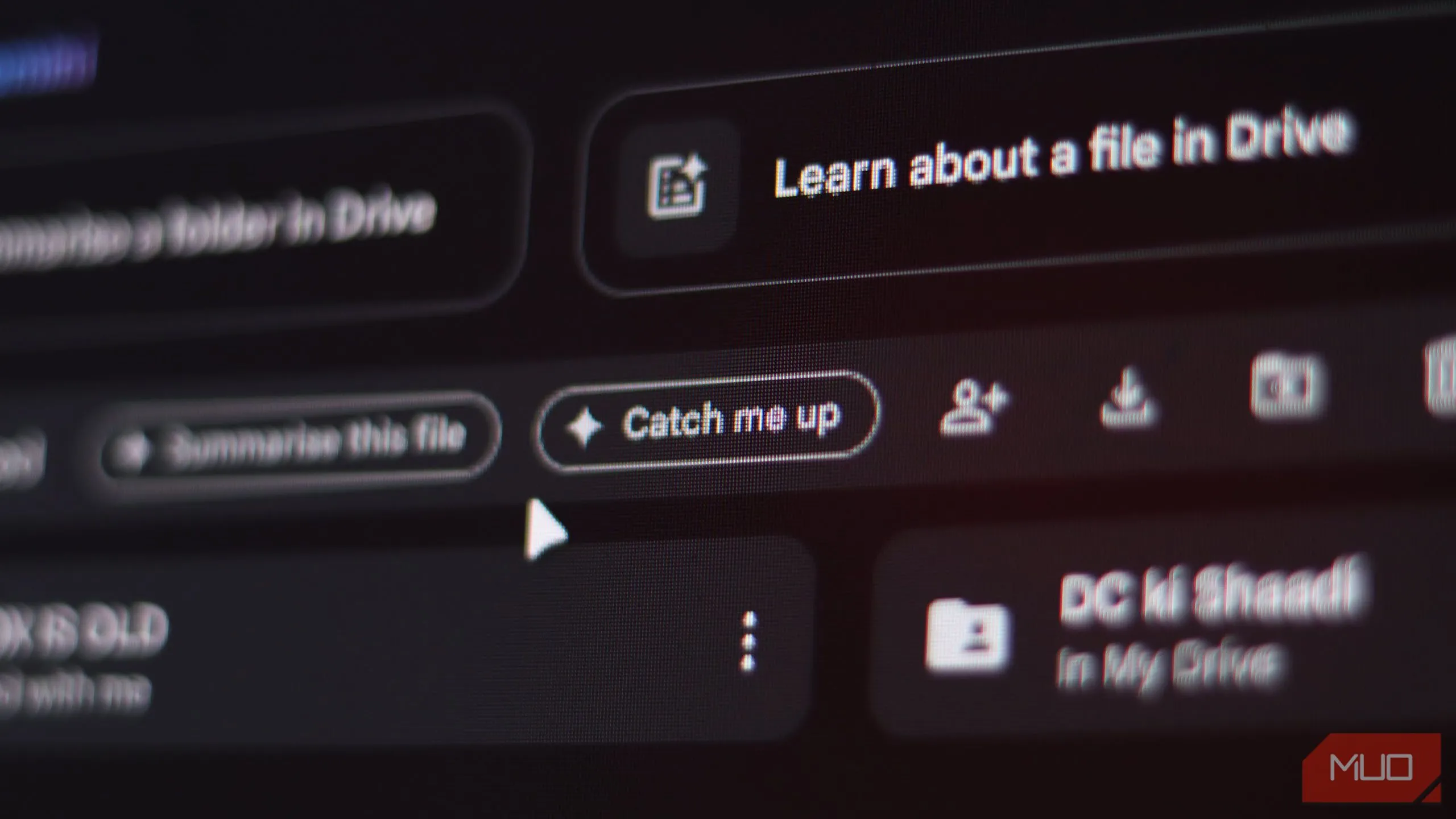 Nút &quot;Catch me up&quot; của Gemini được tích hợp trên thanh tùy chọn Google Drive giúp người dùng nhanh chóng nắm bắt thay đổi.