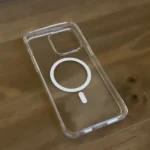 Ốp lưng Mkeke cho iPhone 14 Pro Max, minh họa sự vừa vặn và bảo vệ