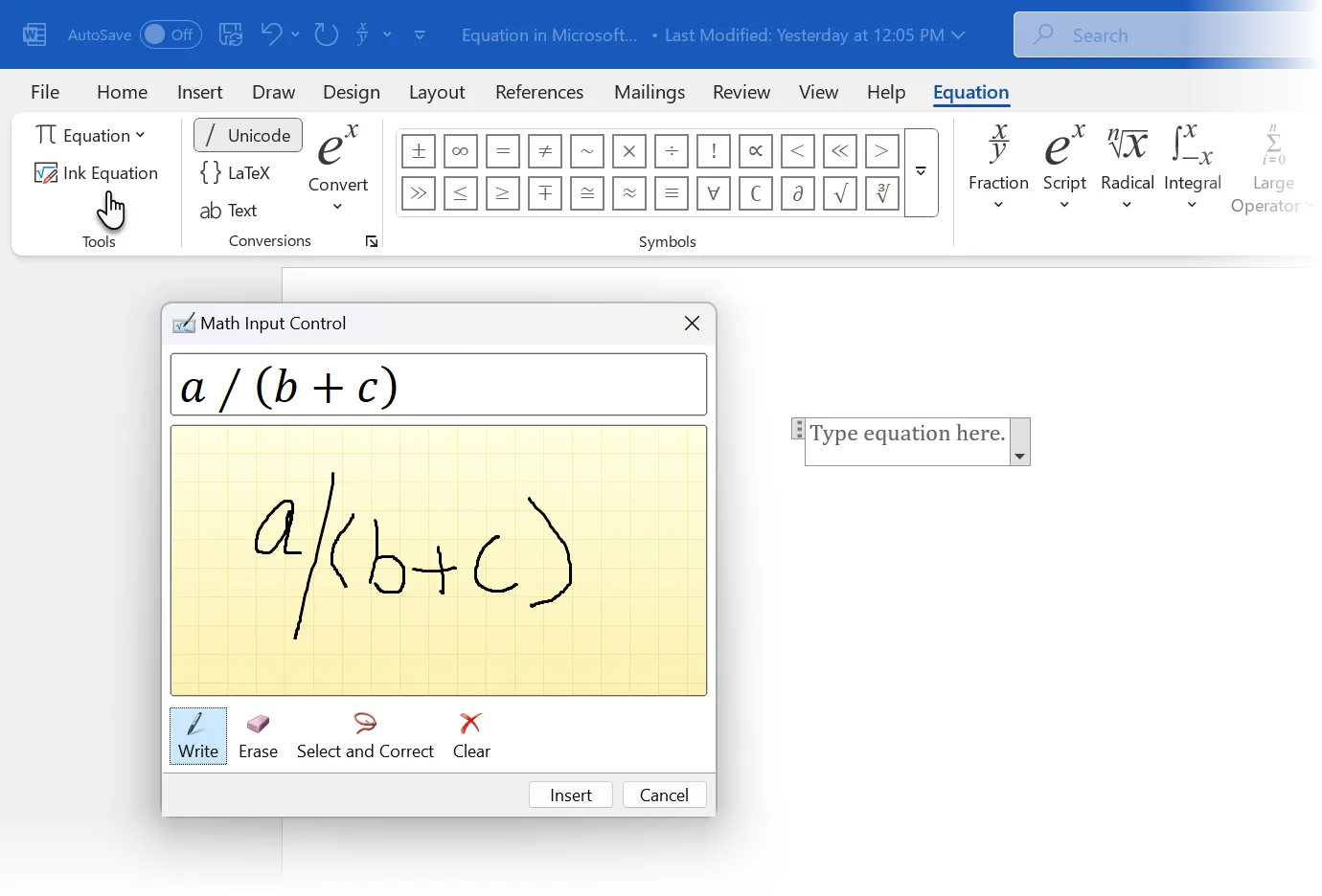 Sử dụng tính năng Ink Equation để viết công thức toán học bằng tay trong Word.