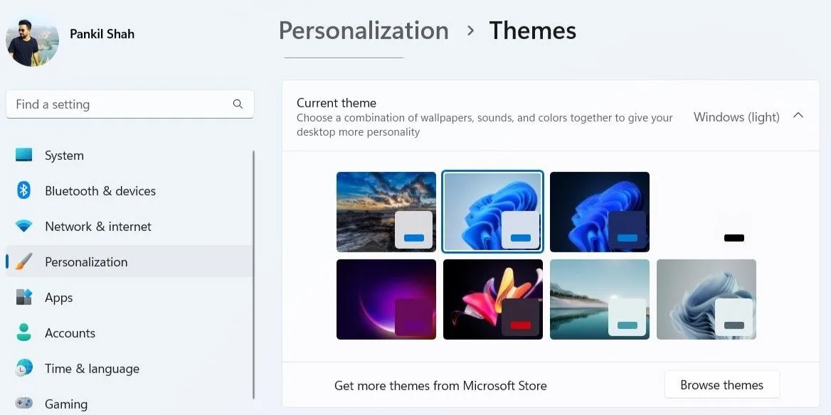 Thay đổi chủ đề Windows 11