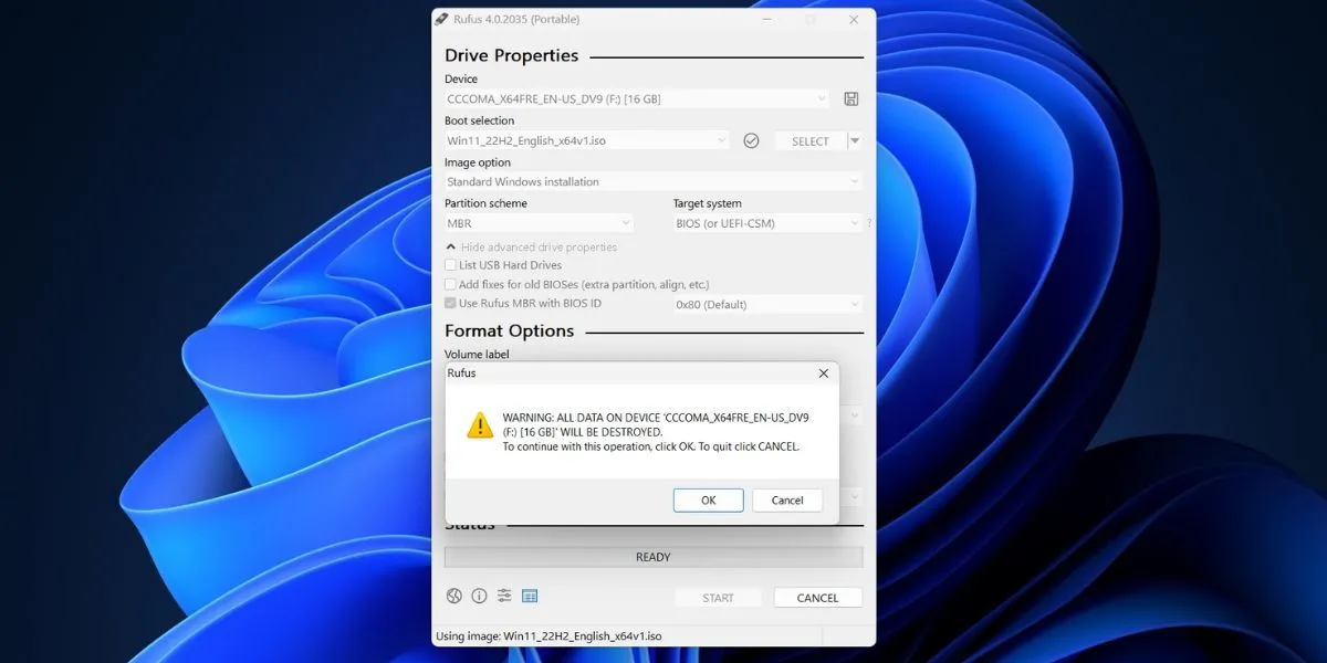 Thông báo cảnh báo dữ liệu sẽ bị xóa khi tạo USB cài đặt Windows 11 bằng Rufus