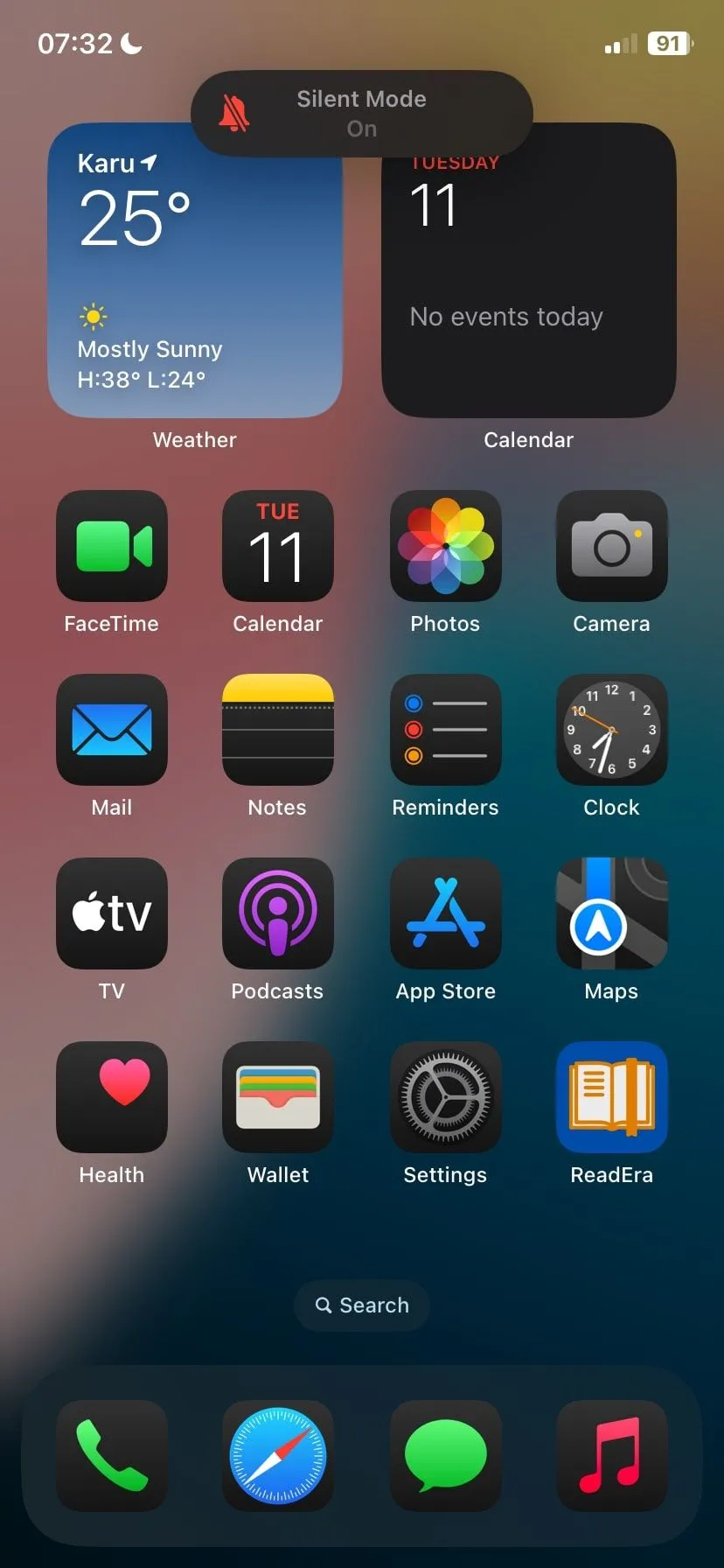 Thông báo Chế độ Im Lặng đã bật trên iPhone giúp chặn thông báo khi nghe nhạc