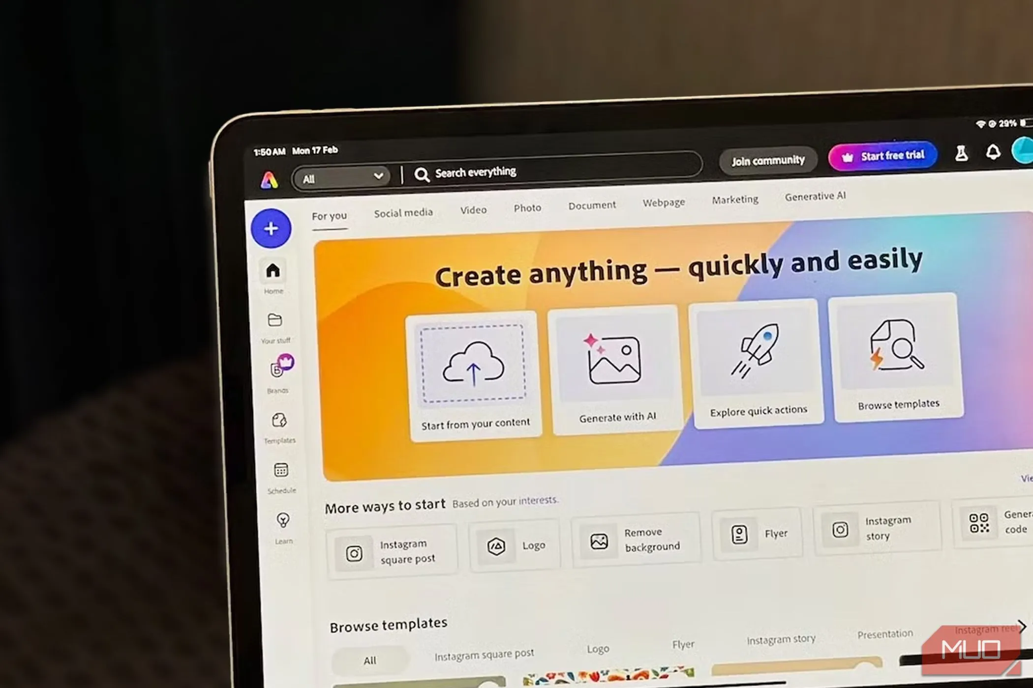 Trải nghiệm Adobe Express trên máy tính bảng để xóa vật thể
