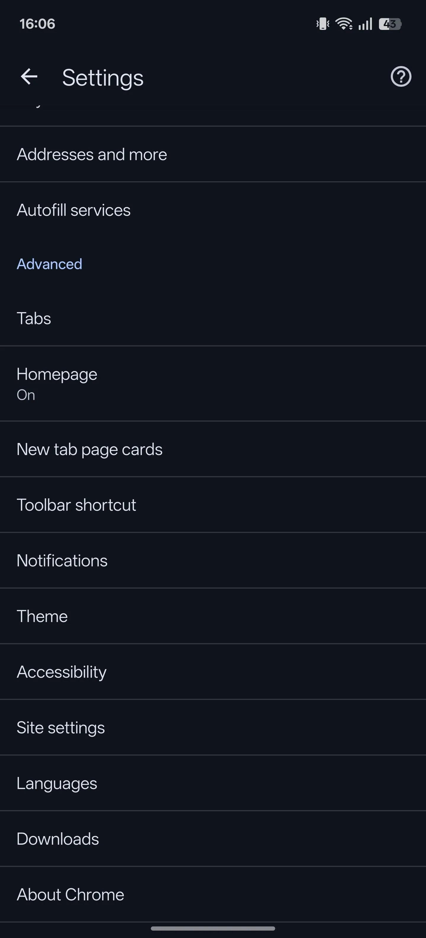 Trang cài đặt Chrome trên Android, với tùy chọn &quot;Lối tắt trên thanh công cụ&quot; (Toolbar shortcut) được hiển thị.
