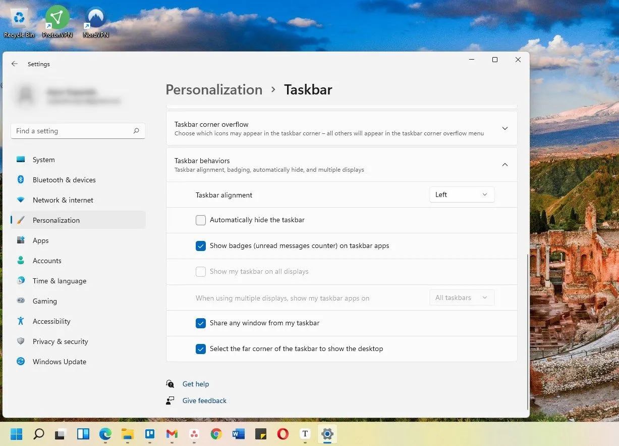 Tùy chọn căn chỉnh biểu tượng Taskbar sang trái trên Windows 11 giống Windows 10