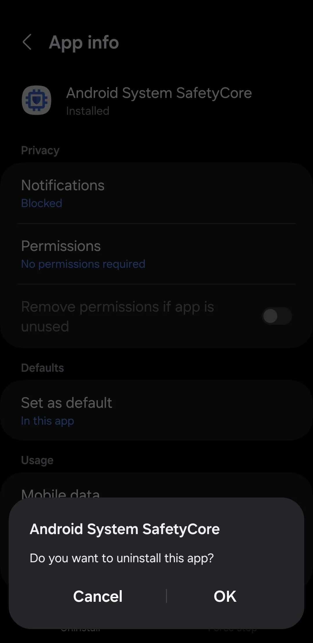 Tùy chọn gỡ cài đặt ứng dụng Android System SafetyCore trên giao diện cài đặt ứng dụng của điện thoại.