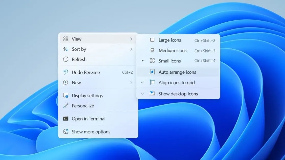 Tùy chọn tự động sắp xếp biểu tượng (Auto arrange icons) trong menu ngữ cảnh của desktop Windows.