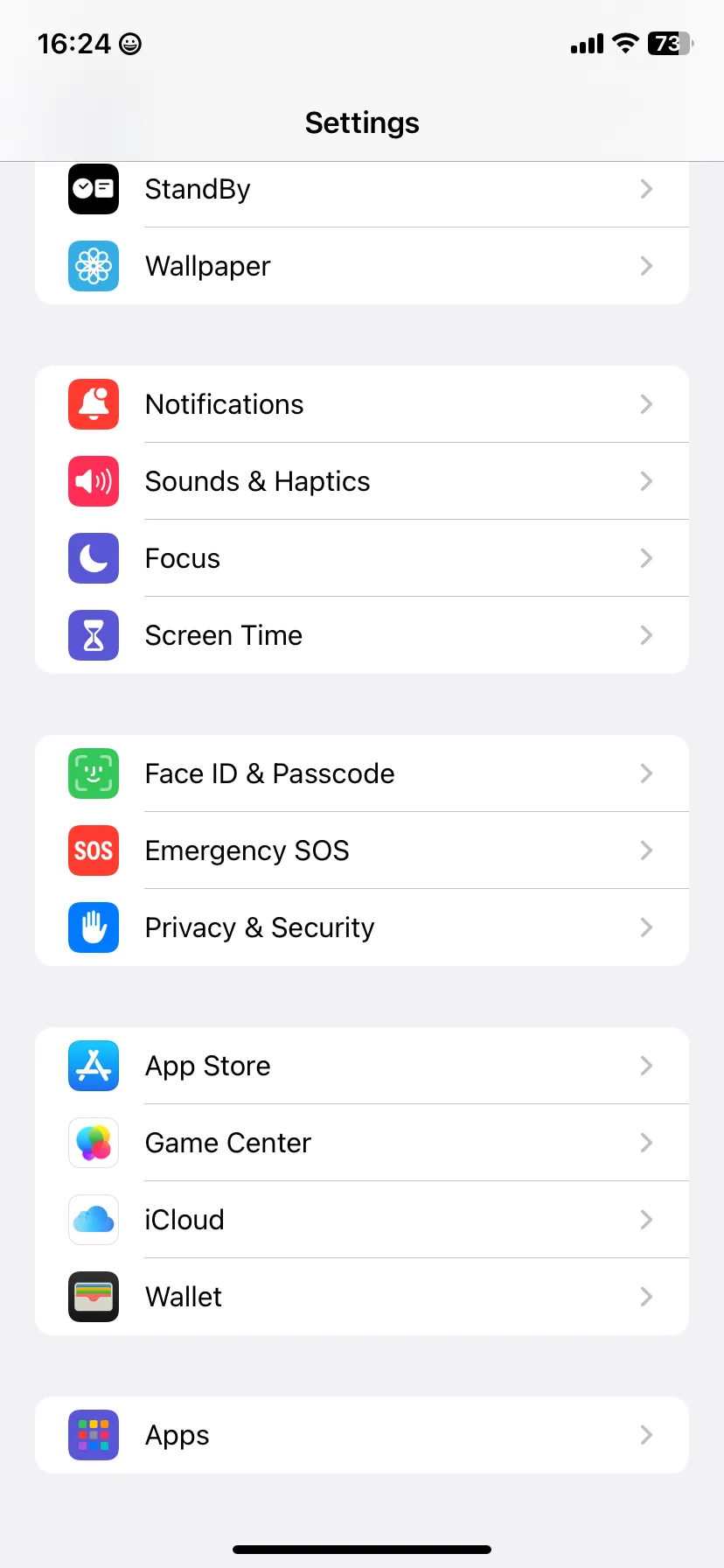 Tùy chọn Ứng dụng trong Cài đặt iPhone, dẫn đến các cài đặt ứng dụng cụ thể.
