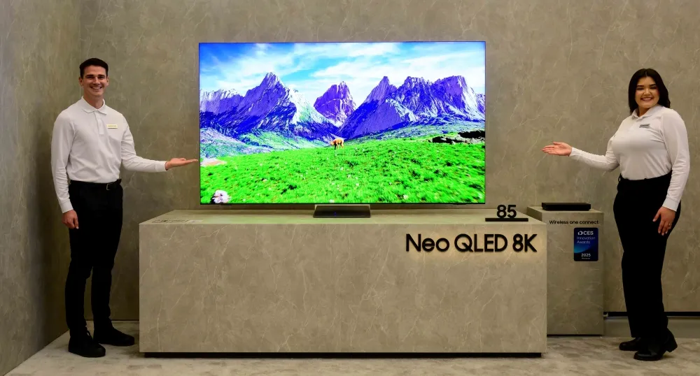 TV Samsung QN990F 8K tại CES 2025 thể hiện chi tiết hình ảnh rõ nét của công nghệ HDR